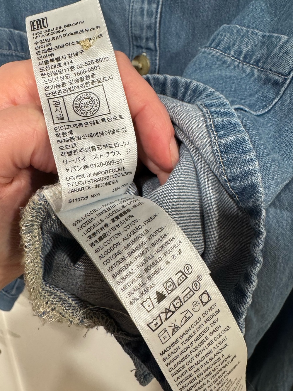 NWT Levi’s Tyla Denim Button-Up Shirt Jacket Voluminous Sleeves Medium Wash - Picture 7 of 7